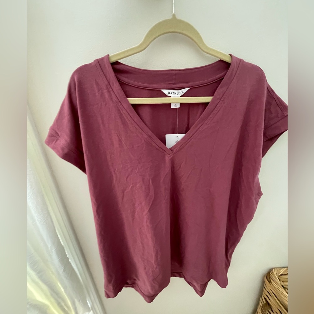 NWT - Athleta Avenue tank - XL